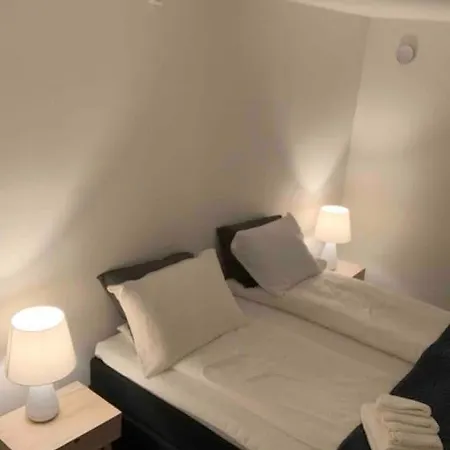 Apartman Moderne Og Fullt Utstyrt 3-rom Hageleilighet Sentrum Naer *